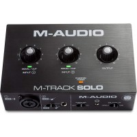 M-Audio M-Track Solo. Interfaz de audio USB para grabación, transmisión y podcasting con entradas XLR, línea y DI software incluido